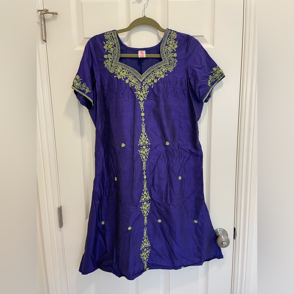 Vintage Purple Dress or Tunic with Green Embroidery